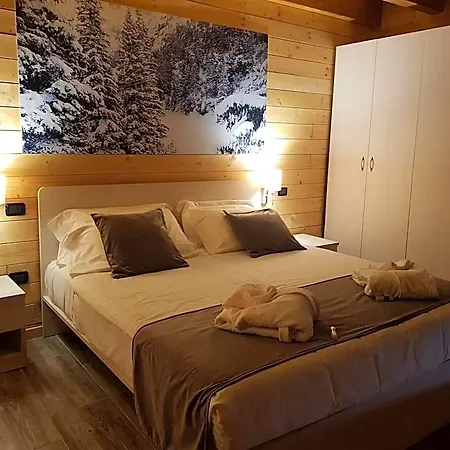 Hotel Lorica 4*